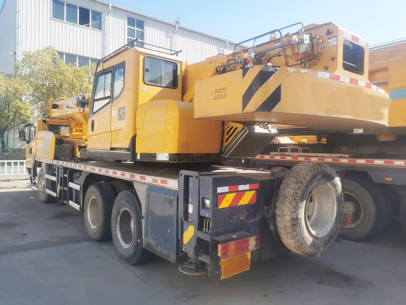 XCMG XCT20L5 20ton mobile crane truck for sale - Pokretni kran: slika 4 XCMG XCT20L5 20ton mobile crane truck for sale - Pokretni kran: slika 4