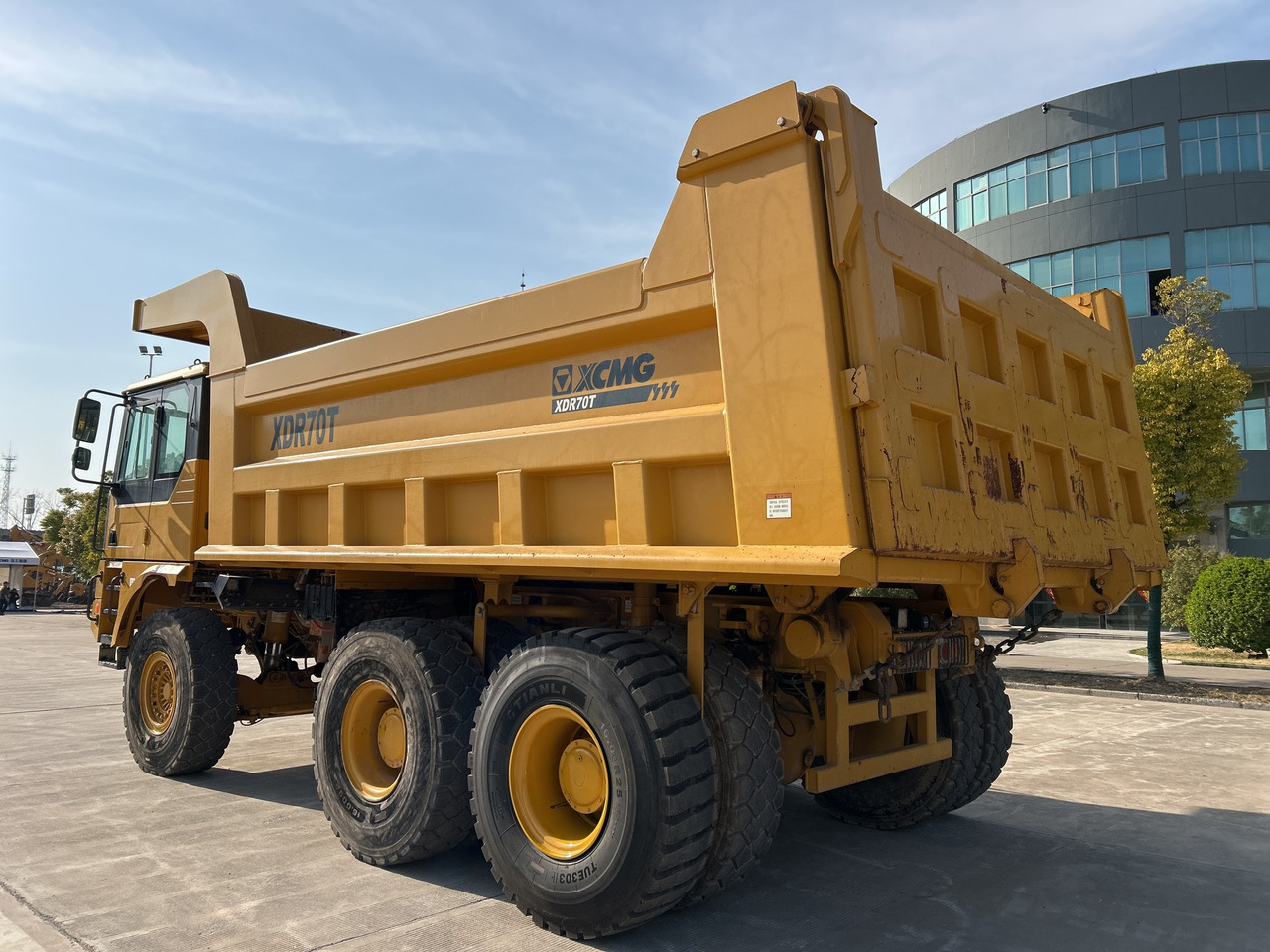 XCMG XDR70T second hand mining dump truck price - Rudarska mašina: slika 4 XCMG XDR70T second hand mining dump truck price - Rudarska mašina: slika 4