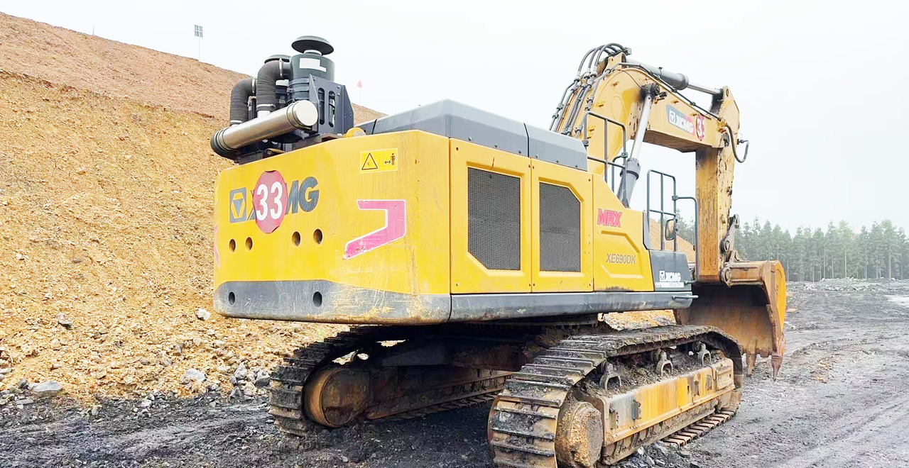 XCMG XE690DK heavy duty used excavator crawler price - Bager guseničar: slika 4 XCMG XE690DK heavy duty used excavator crawler price - Bager guseničar: slika 4