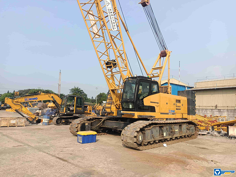 XCMG XGC75 small used 75ton crwler crane mobile with with Main Boom 58m - Kran guseničar: slika 3 XCMG XGC75 small used 75ton crwler crane mobile with with Main Boom 58m - Kran guseničar: slika 3