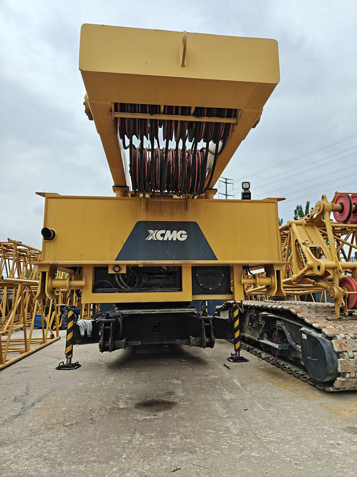 XCMG XLC200M small middle 200ton used crawler crane 2023 for sale - Kran guseničar: slika 2 XCMG XLC200M small middle 200ton used crawler crane 2023 for sale - Kran guseničar: slika 2