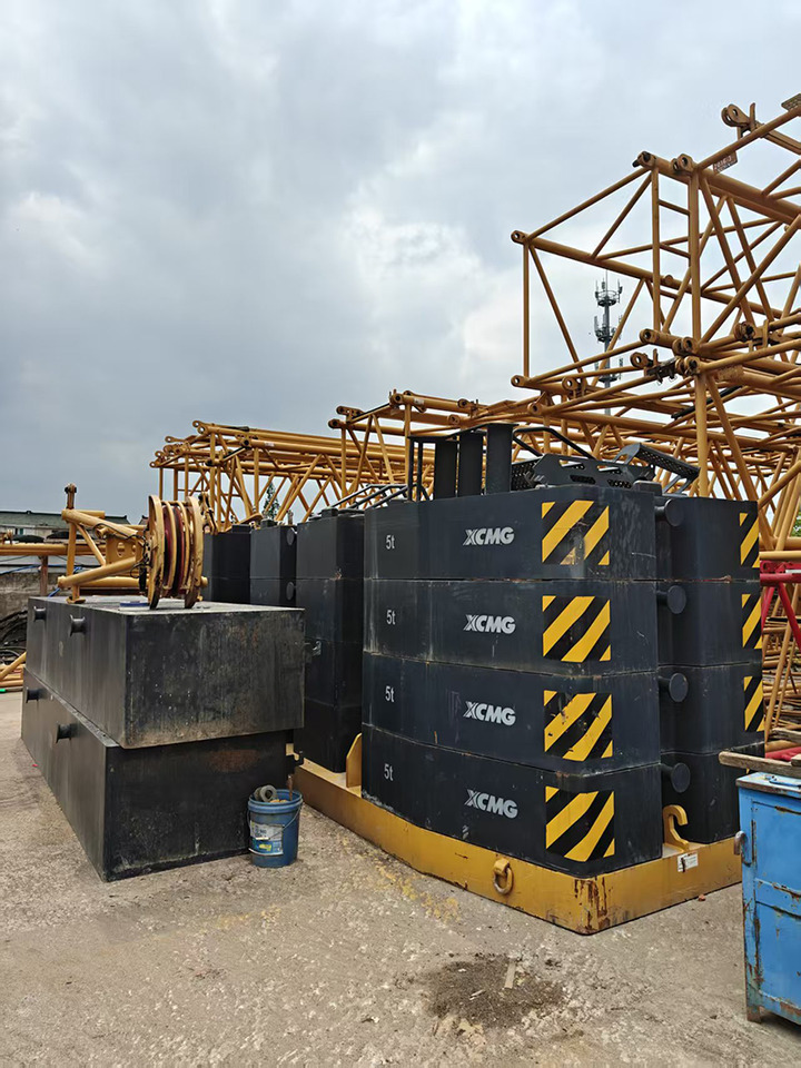 XCMG XLC200M small middle 200ton used crawler crane 2023 for sale - Kran guseničar: slika 5 XCMG XLC200M small middle 200ton used crawler crane 2023 for sale - Kran guseničar: slika 5