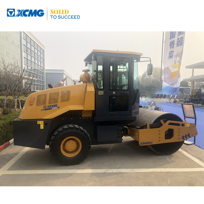 XCMG XS600J 6 ton small single drum Vibratory road Roller - Valjak za puteve: slika 1 XCMG XS600J 6 ton small single drum Vibratory road Roller - Valjak za puteve: slika 1