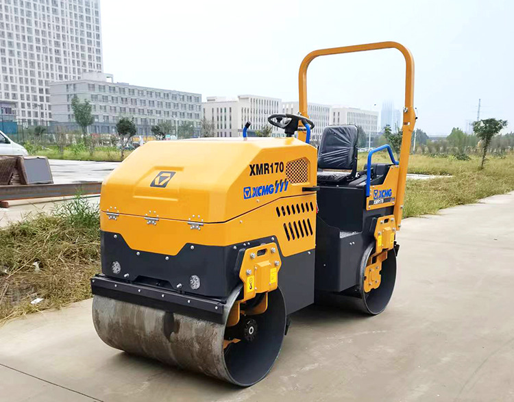 XCMG official brand new 1.7 ton small road roller XMR170 - Mini valjak: slika 4 XCMG official brand new 1.7 ton small road roller XMR170 - Mini valjak: slika 4