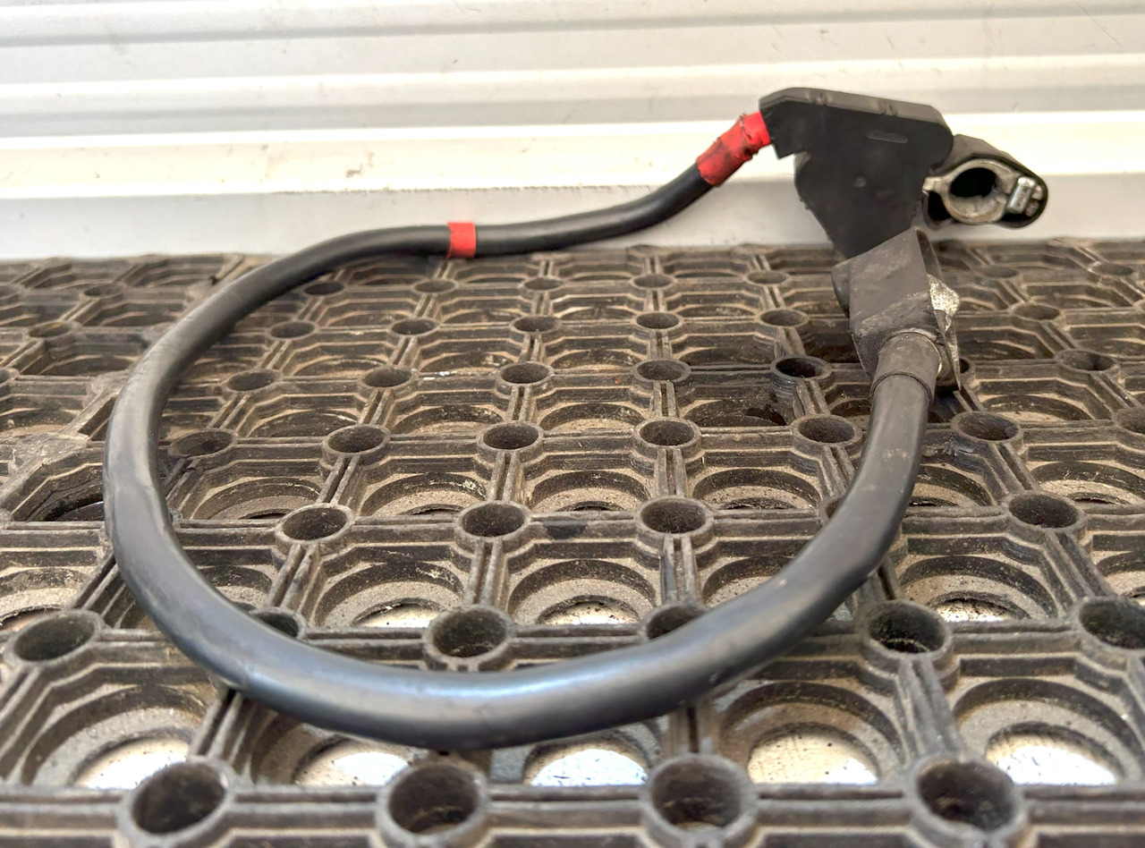 DAF BEM ECU CLAMP CONNECTOR - Senzor: slika 1 DAF BEM ECU CLAMP CONNECTOR - Senzor: slika 1