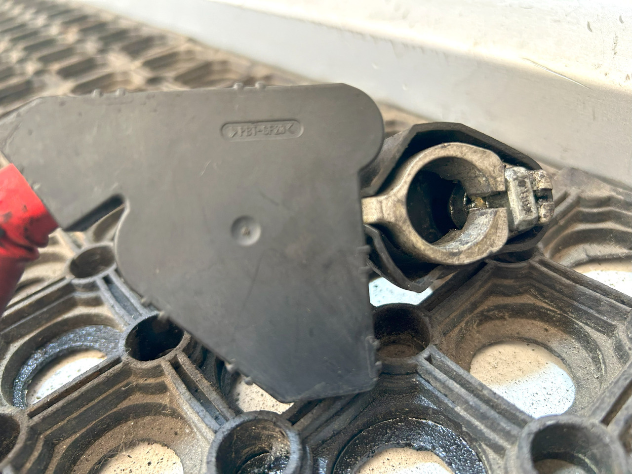 DAF BEM ECU CLAMP CONNECTOR - Senzor: slika 3 DAF BEM ECU CLAMP CONNECTOR - Senzor: slika 3