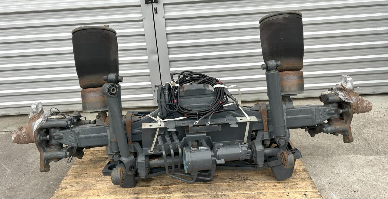 DAF COMPLETE STEERING AXLE DAF XF 106 480 - Zadnja osovina: slika 1 DAF COMPLETE STEERING AXLE DAF XF 106 480 - Zadnja osovina: slika 1