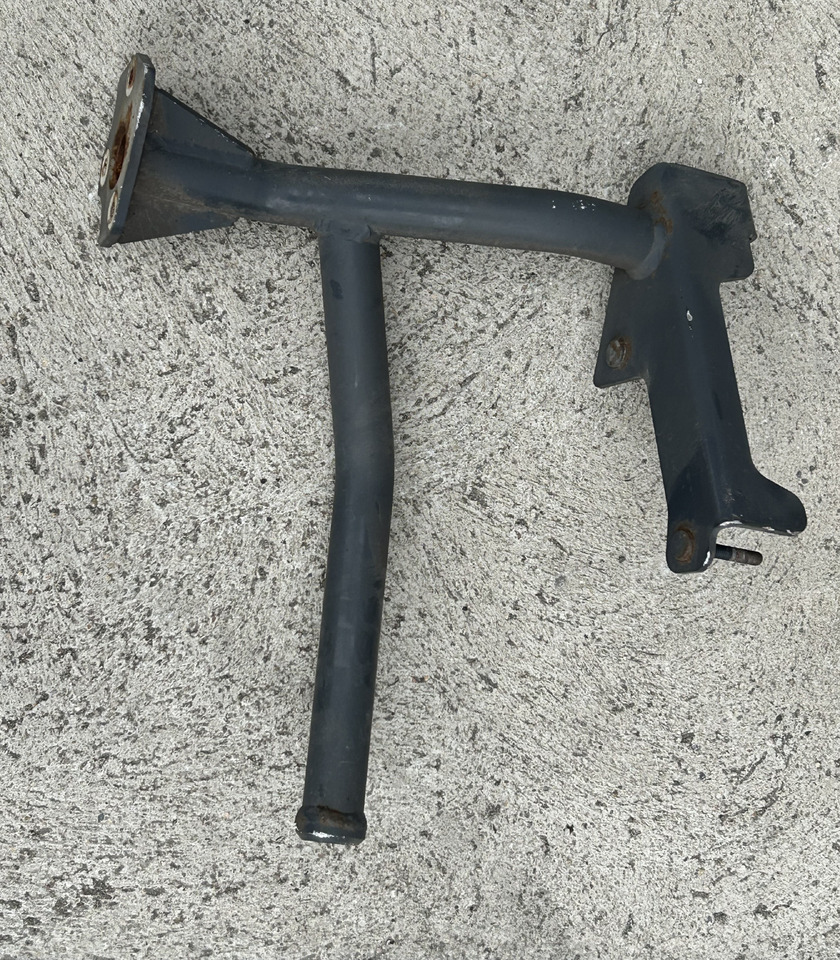 DAF XF 106 480 AIR FILTER HOUSING SUPPORT - Aerodinamika/ Spojler: slika 2 DAF XF 106 480 AIR FILTER HOUSING SUPPORT - Aerodinamika/ Spojler: slika 2