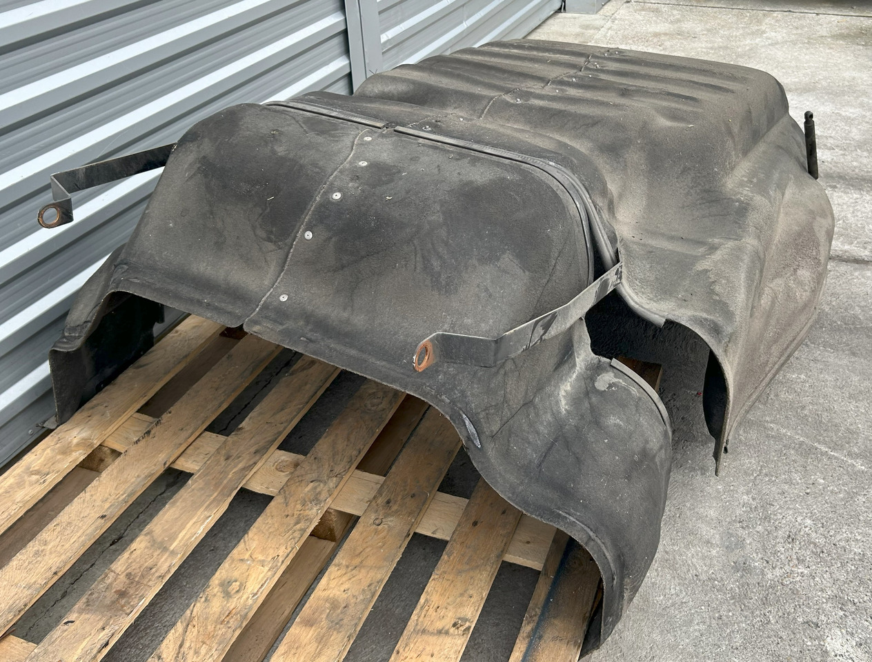 DAF XF 106 480 SOUNDPROOFING ECOLOGY ENGINE - Kabina i enterijer: slika 3 DAF XF 106 480 SOUNDPROOFING ECOLOGY ENGINE - Kabina i enterijer: slika 3