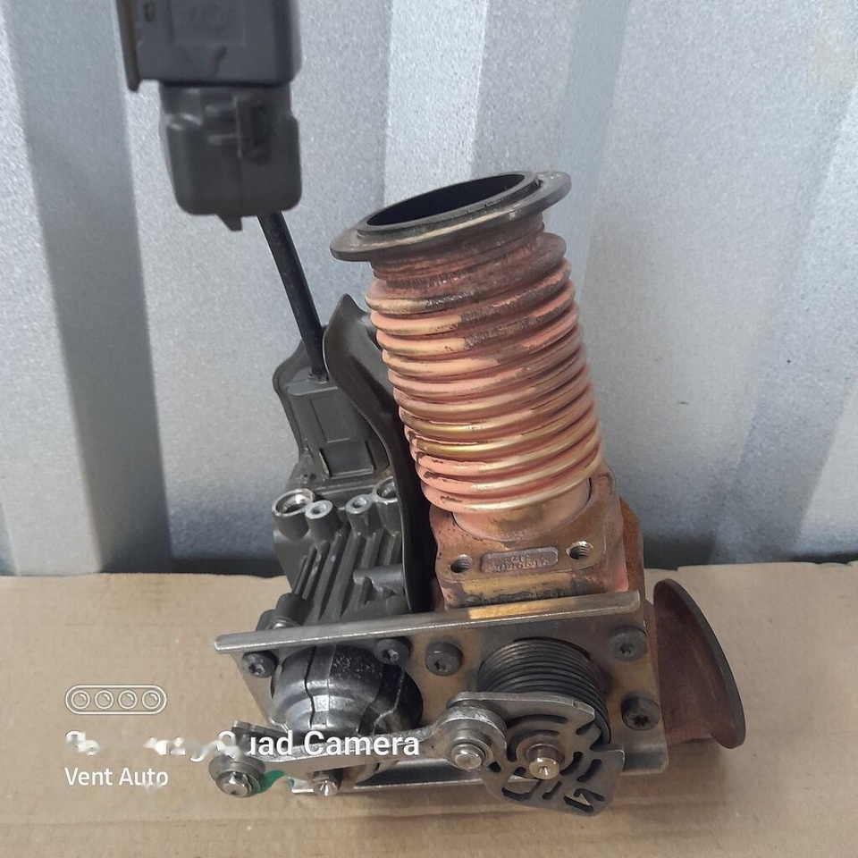 DAF XF 106 LIFT 2162360 EGR DAF XF 106 LIFT 2162360 truck - Motor i delovi za Kamion: slika 1 DAF XF 106 LIFT 2162360 EGR DAF XF 106 LIFT 2162360 truck - Motor i delovi za Kamion: slika 1