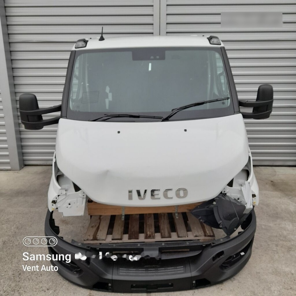 IVECO DAILY VII IVECO Daily VII 2019-2024 light - Kabina za Kamion: slika 2 IVECO DAILY VII IVECO Daily VII 2019-2024 light - Kabina za Kamion: slika 2