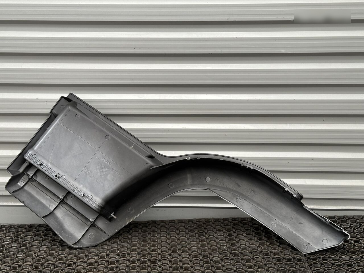 IVECO EUROCARGO RIGHT 500343257 IVECO 500343257 - Prag za Kamion: slika 4 IVECO EUROCARGO RIGHT 500343257 IVECO 500343257 - Prag za Kamion: slika 4
