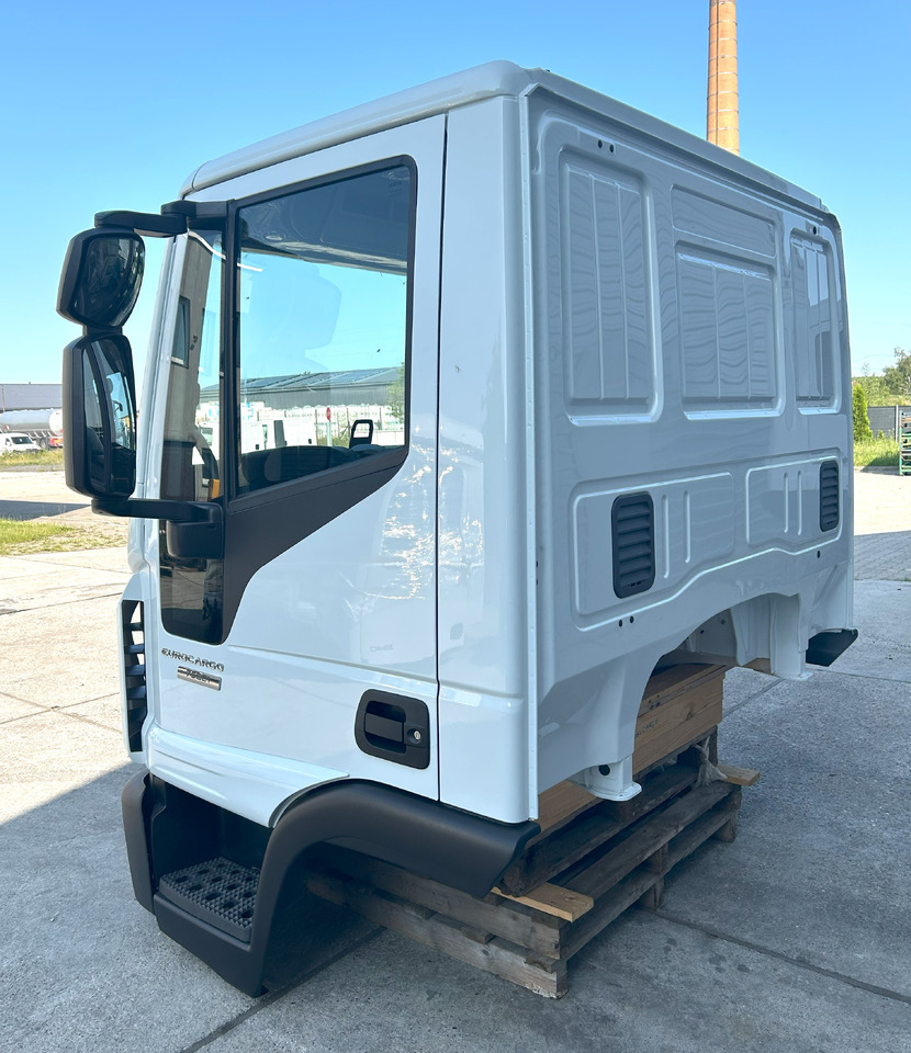 IVECO Eurocargo 75 DAY cabine Fahrerhaus Cab 2025 - Kabina za Automobil: slika 5 IVECO Eurocargo 75 DAY cabine Fahrerhaus Cab 2025 - Kabina za Automobil: slika 5