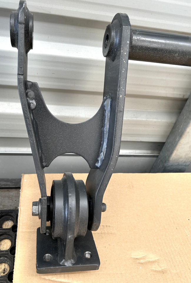 IVECO S-WAY CABIN TIP ROD - Oslanjanje kabine: slika 2 IVECO S-WAY CABIN TIP ROD - Oslanjanje kabine: slika 2