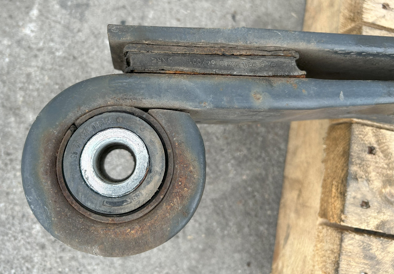 MERCEDES 2-LEAF SPRING MERCEDES ACTROS - Čelična suspenzija: slika 2 MERCEDES 2-LEAF SPRING MERCEDES ACTROS - Čelična suspenzija: slika 2