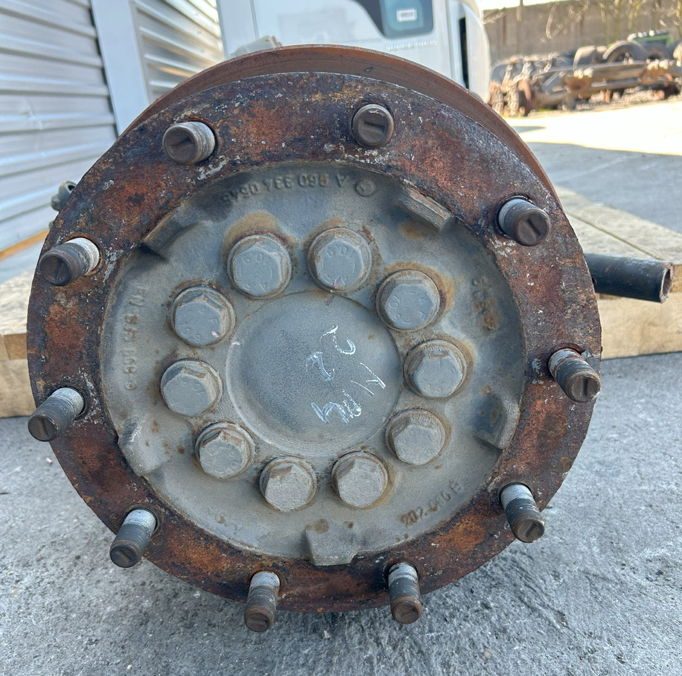 MERCEDES ACTROS MP4 AXLE + HUBS FRONT - Prednja osovina za Kamion: slika 4 MERCEDES ACTROS MP4 AXLE + HUBS FRONT - Prednja osovina za Kamion: slika 4