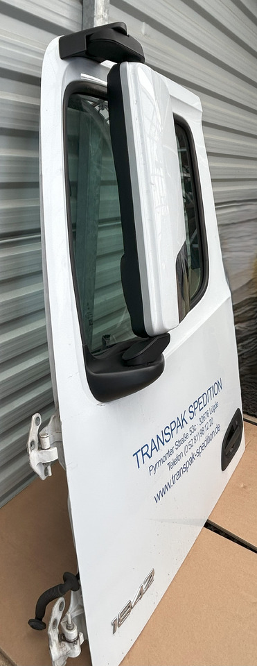 MERCEDES ACTROS MP4 DOOR LEFT WITH MIRROR - Vrata i delovi: slika 2 MERCEDES ACTROS MP4 DOOR LEFT WITH MIRROR - Vrata i delovi: slika 2