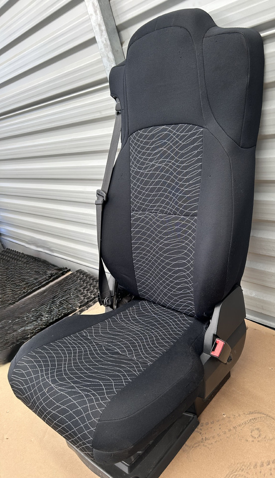 MERCEDES ACTROS MP4 PASSENGER SEAT - Sedište: slika 5 MERCEDES ACTROS MP4 PASSENGER SEAT - Sedište: slika 5
