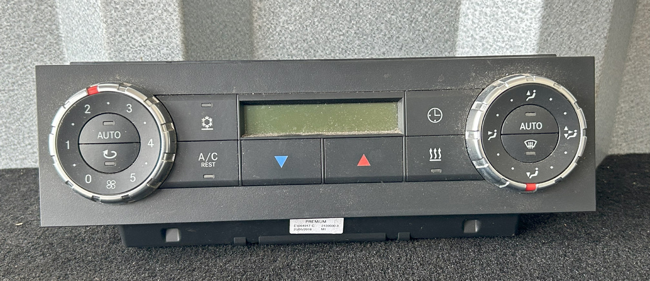 MERCEDES AIR CONDITIONING CONTROL PANEL AROCS MP4 - Deo klima uređaja: slika 1 MERCEDES AIR CONDITIONING CONTROL PANEL AROCS MP4 - Deo klima uređaja: slika 1