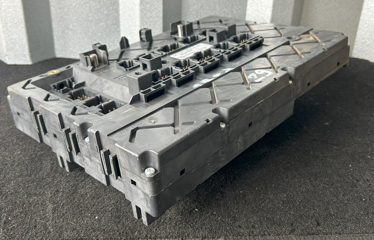 MERCEDES AROCS MP4 A FUSE MODULE SAM - Osigurač: slika 5 MERCEDES AROCS MP4 A FUSE MODULE SAM - Osigurač: slika 5