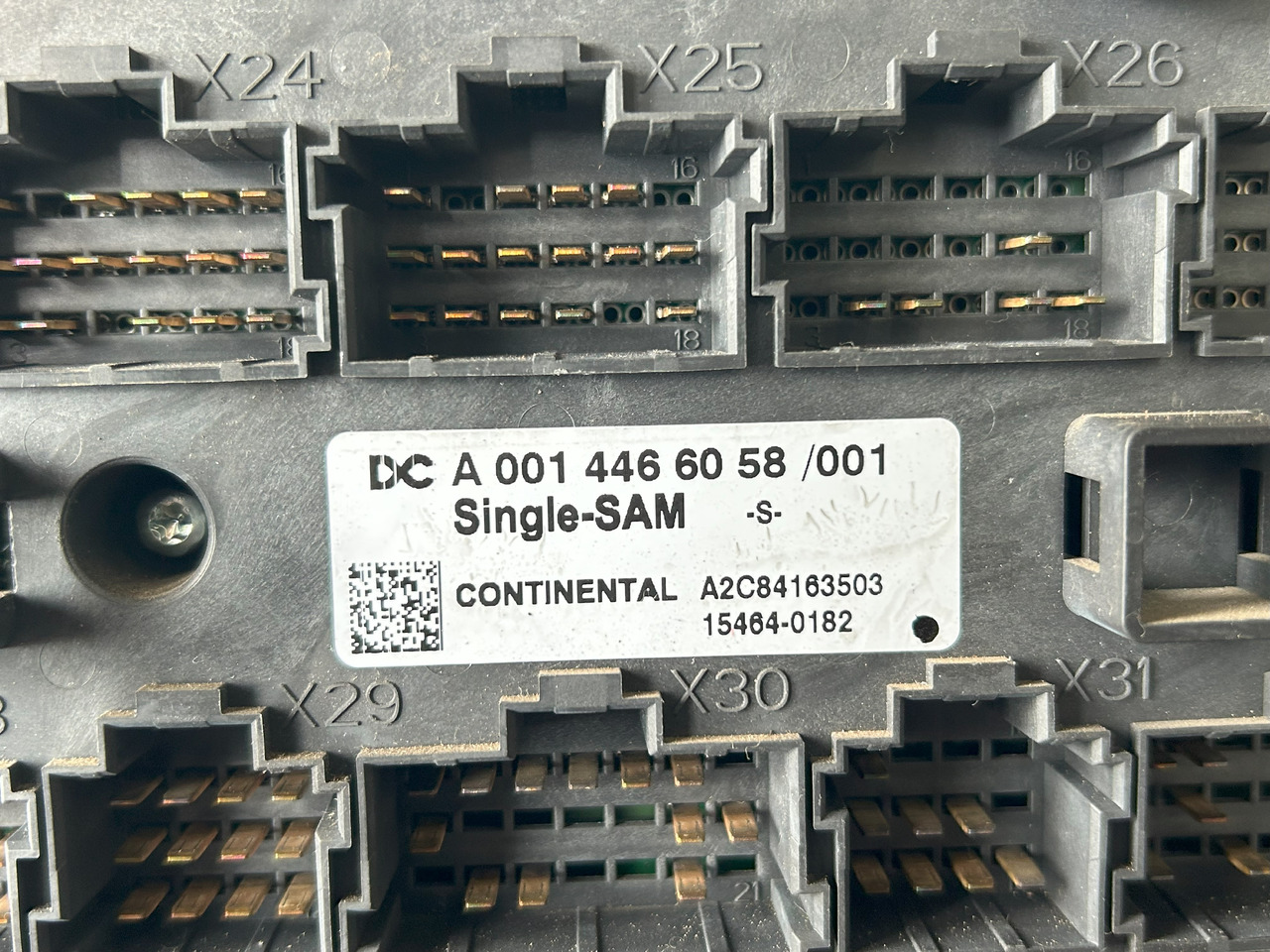 MERCEDES AROCS MP4 A FUSE MODULE SAM - Osigurač: slika 2 MERCEDES AROCS MP4 A FUSE MODULE SAM - Osigurač: slika 2