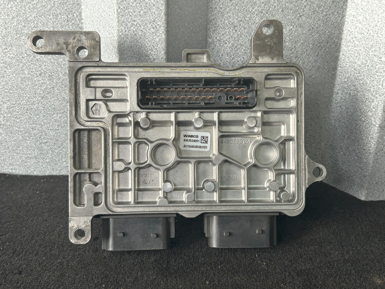 MERCEDES-BENZ ACTROS MP4 TCM GEARBOX CONTROLLER - Upravljačka jedinica: slika 1 MERCEDES-BENZ ACTROS MP4 TCM GEARBOX CONTROLLER - Upravljačka jedinica: slika 1