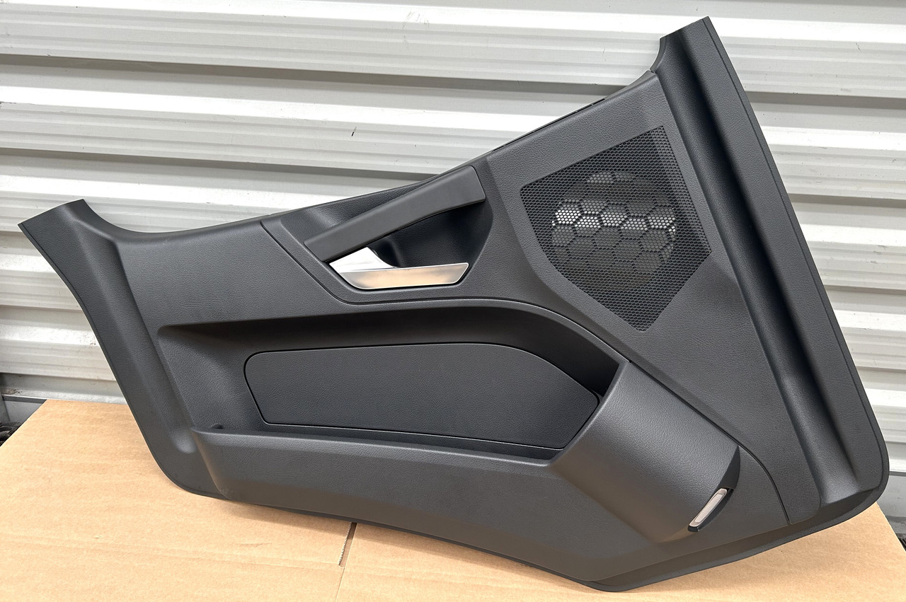 MERCEDES UPHOLSTERY DOOR LEFT SIDE AROCS ACTROS MP4 MP5 - Vrata i delovi: slika 1 MERCEDES UPHOLSTERY DOOR LEFT SIDE AROCS ACTROS MP4 MP5 - Vrata i delovi: slika 1