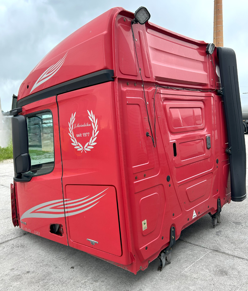 Mercedes Actros MP4 L StreamSpace 2,50 - Kabina: slika 3 Mercedes Actros MP4 L StreamSpace 2,50 - Kabina: slika 3