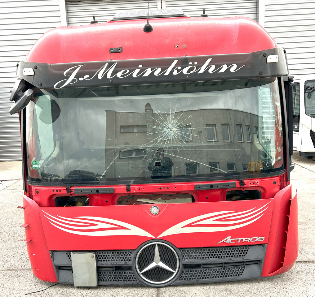 Mercedes Actros MP4 L StreamSpace 2,50 - Kabina: slika 5 Mercedes Actros MP4 L StreamSpace 2,50 - Kabina: slika 5