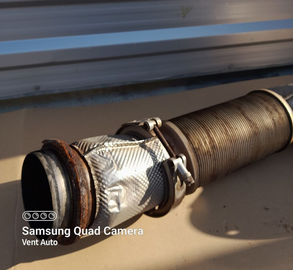Mercedes-Benz A9614902450 Mercedes-Benz ACTROS MP5 22R truck - Auspuh za Kamion: slika 3 Mercedes-Benz A9614902450 Mercedes-Benz ACTROS MP5 22R truck - Auspuh za Kamion: slika 3