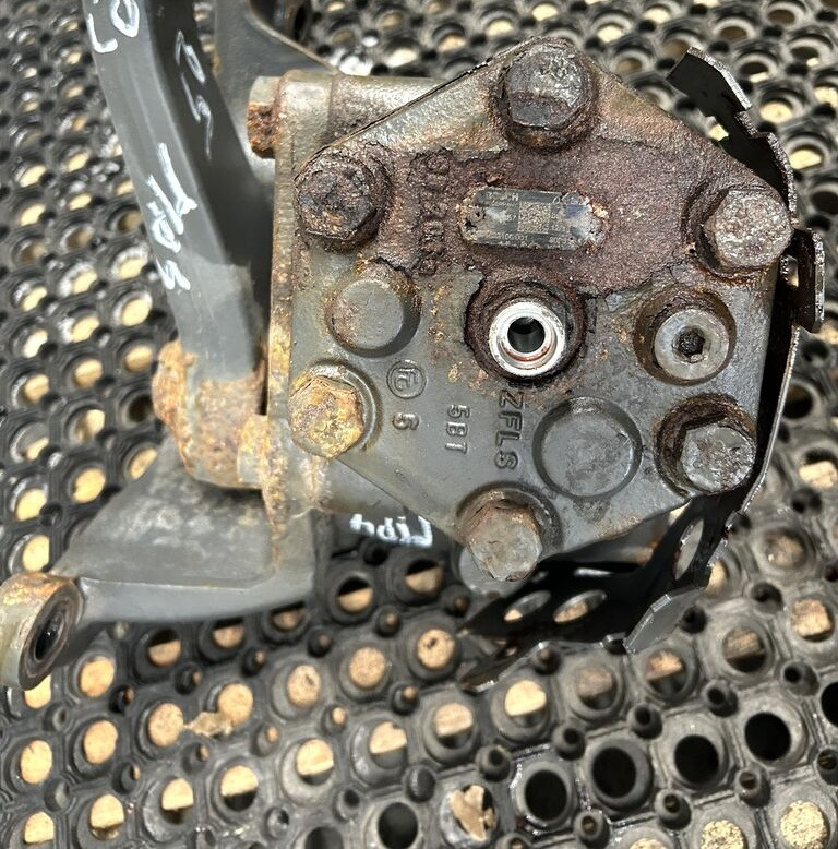 Mercedes-Benz ACTROS MP4 truck - Upravljački sistem za Kamion: slika 1 Mercedes-Benz ACTROS MP4 truck - Upravljački sistem za Kamion: slika 1