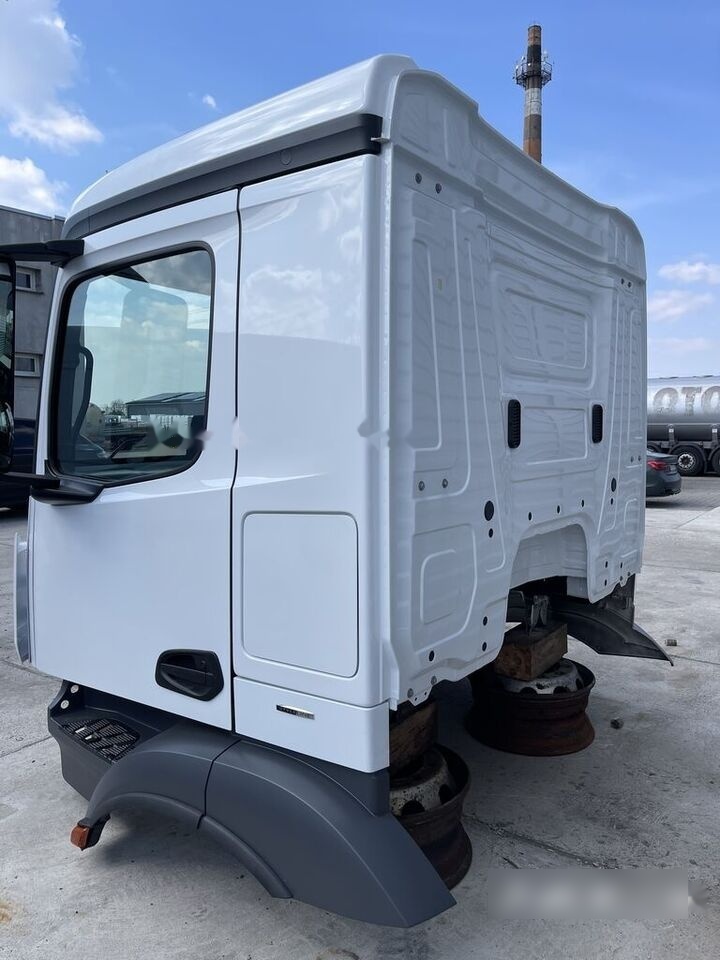 Mercedes-Benz AROCS ANTOS ACTROS A0006001005 Mercedes-Benz AROCS MP4 truck - Kabina za Kamion: slika 3 Mercedes-Benz AROCS ANTOS ACTROS A0006001005 Mercedes-Benz AROCS MP4 truck - Kabina za Kamion: slika 3