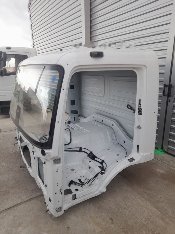 Mercedes-Benz Atego truck - Kabina za Kamion: slika 3 Mercedes-Benz Atego truck - Kabina za Kamion: slika 3