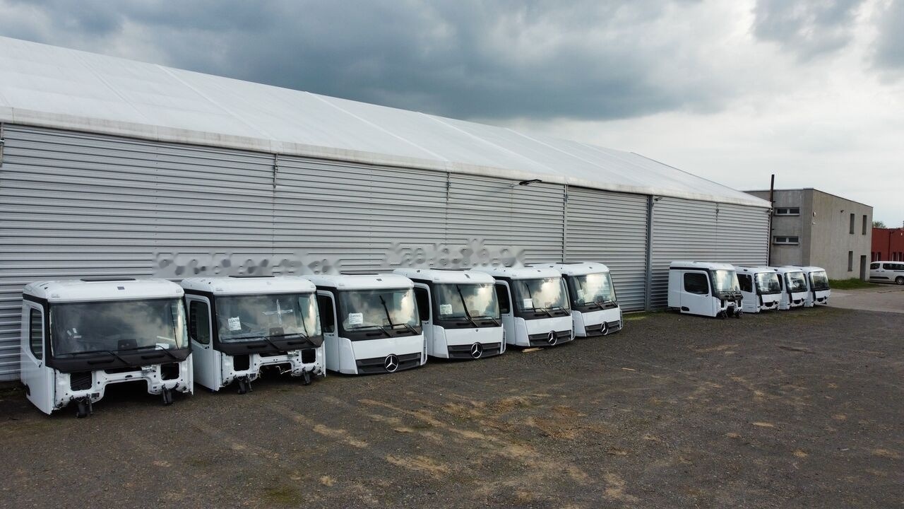 Mercedes-Benz M ClassicSpace Arocs for Mercedes-Benz ACTROS ANTOS AXOR M classic space 170mm Fahrerhaus - Kabina: slika 3 Mercedes-Benz M ClassicSpace Arocs for Mercedes-Benz ACTROS ANTOS AXOR M classic space 170mm Fahrerhaus - Kabina: slika 3