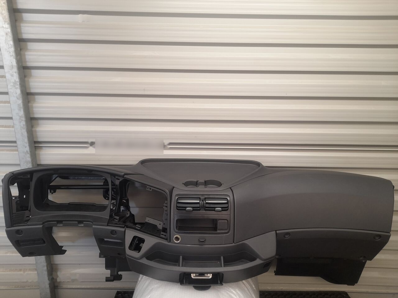 Mercedes-Benz MERCEDES ATEGO 2023 - Komandna tabla za Kamion: slika 1 Mercedes-Benz MERCEDES ATEGO 2023 - Komandna tabla za Kamion: slika 1