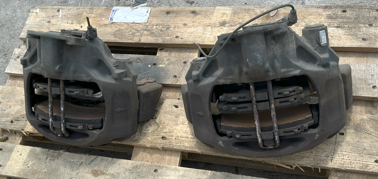 WABCO REAR BRAKE CALIPER SET MERCEDES ACTROS MP4 - Sklopovi kočnice: slika 2 WABCO REAR BRAKE CALIPER SET MERCEDES ACTROS MP4 - Sklopovi kočnice: slika 2
