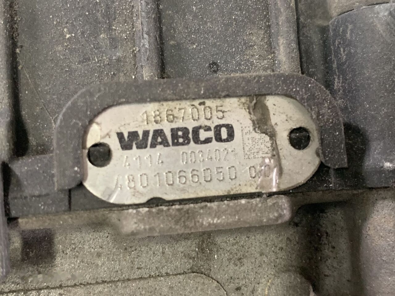 WABCO XF 106 EBS 1867005 DAF XF 106 truck - Kočioni ventil za Kamion: slika 2 WABCO XF 106 EBS 1867005 DAF XF 106 truck - Kočioni ventil za Kamion: slika 2