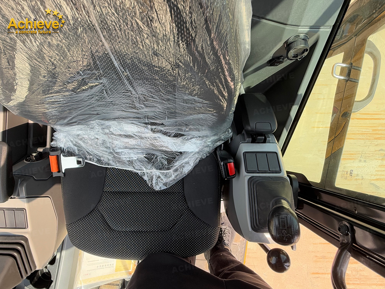 Bager guseničar CATERPILLAR CAT®2025 306.5 Mini Hydraulic Excavator UD 0.25 m³ 36.5/2400 kw/rpm C2.4T 105 L【ACHIEVE】 TOP CONDITION!!!: slika 12 Bager guseničar CATERPILLAR CAT®2025 306.5 Mini Hydraulic Excavator UD 0.25 m³ 36.5/2400 kw/rpm C2.4T 105 L【ACHIEVE】 TOP CONDITION!!!: slika 12