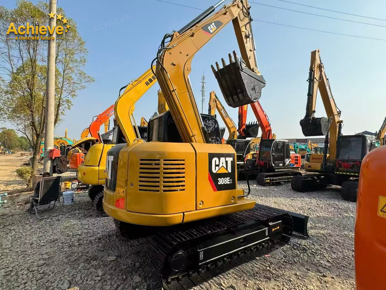 CATERPILLAR CATERPILLAR 307 CAT 36.5kW/h C2.4 DI 7,500 kg 51.0 kN 4.9 km/h【ACHIEVE】 TOP CONDITION!!! - Mini bager: slika 2 CATERPILLAR CATERPILLAR 307 CAT 36.5kW/h C2.4 DI 7,500 kg 51.0 kN 4.9 km/h【ACHIEVE】 TOP CONDITION!!! - Mini bager: slika 2