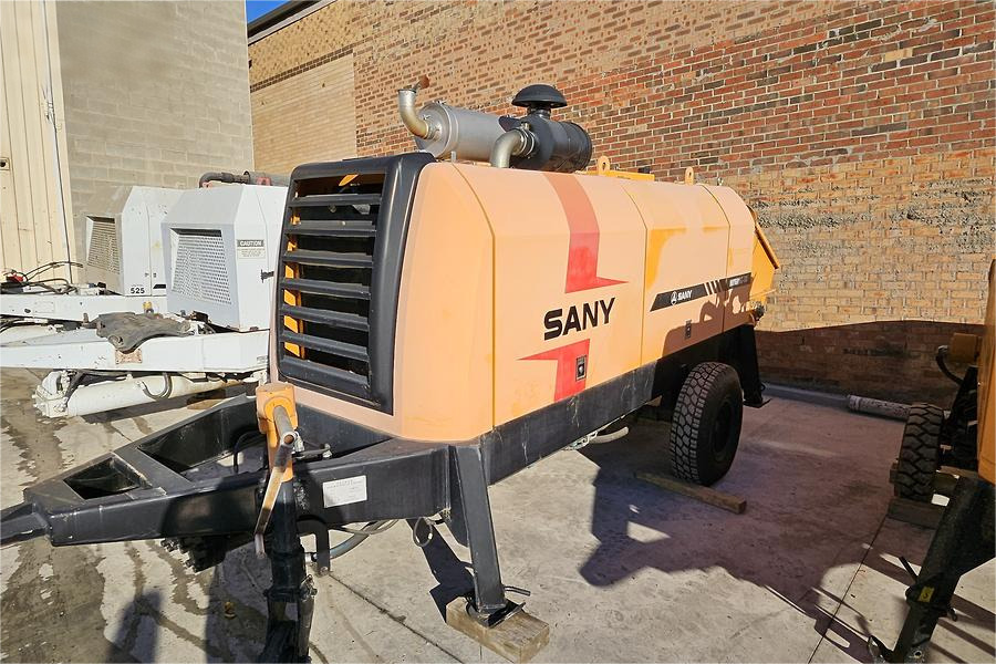 SANY 【ACHIEVE】TOP CONDITION!!! demo new low hours Sany Concrete Trailer Pump 2015 HBT6016C-5D - Stacionarna pumpa za beton: slika 2 SANY 【ACHIEVE】TOP CONDITION!!! demo new low hours Sany Concrete Trailer Pump 2015 HBT6016C-5D - Stacionarna pumpa za beton: slika 2