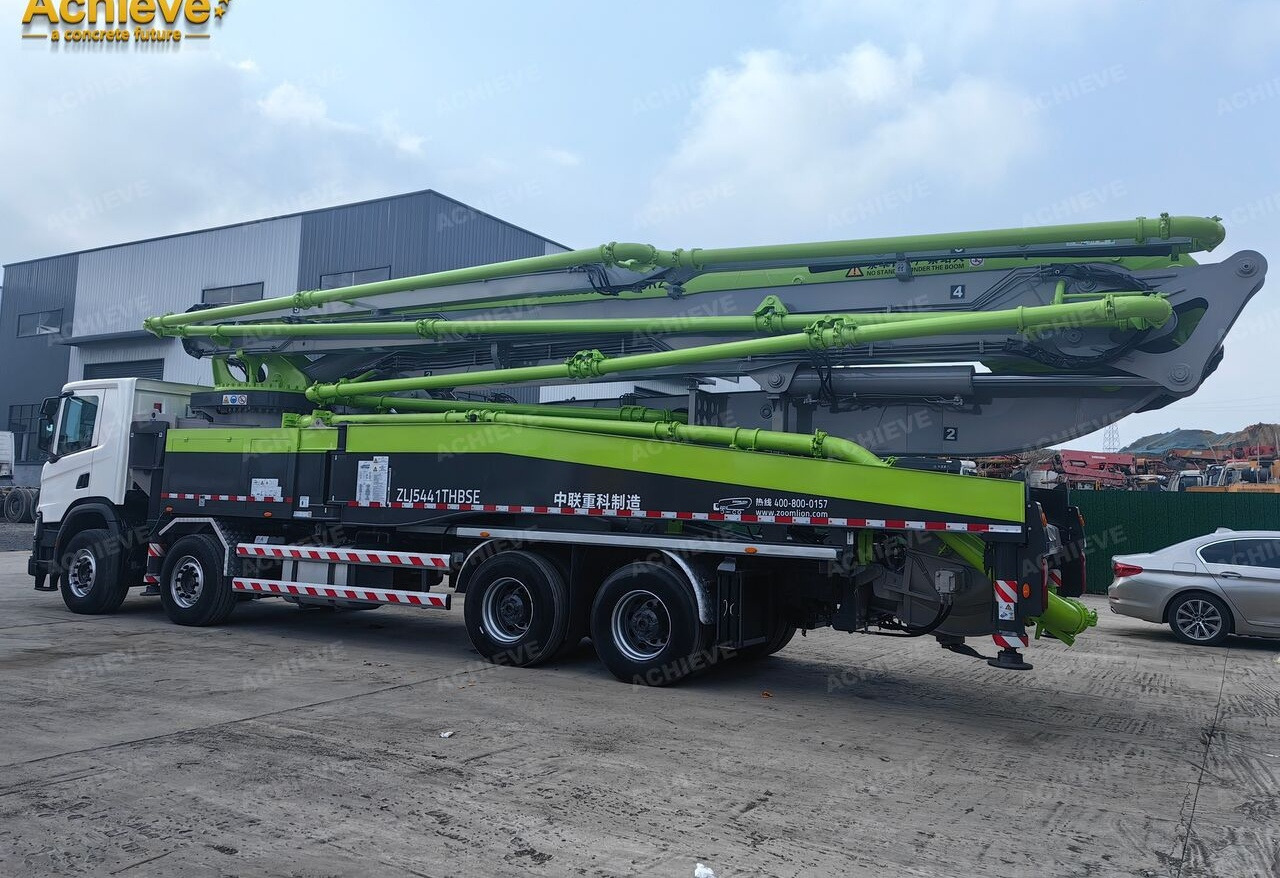 ZOOMLION ZOOMLION 2019 ZOOMLION 56X-6RZ 56M Scania P450 8x4【ACHIEVE】TOP CONDITION!!! - Auto pumpa za beton: slika 4 ZOOMLION ZOOMLION 2019 ZOOMLION 56X-6RZ 56M Scania P450 8x4【ACHIEVE】TOP CONDITION!!! - Auto pumpa za beton: slika 4