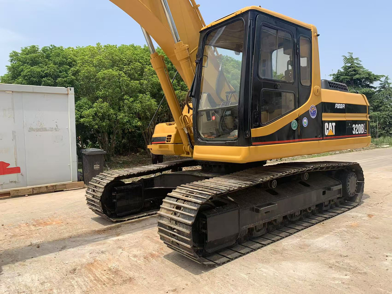 CATERPILLAR 320B, 320BL Secondhand Excavator Made in Japan - Bager guseničar: slika 5 CATERPILLAR 320B, 320BL Secondhand Excavator Made in Japan - Bager guseničar: slika 5