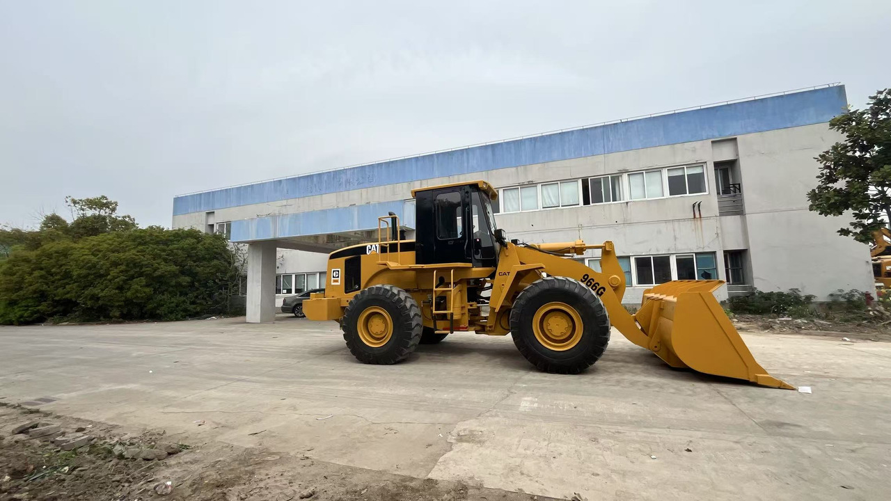 CATERPILLAR Used Cat 966G Wheel Loader – 7 Ton, 250 HP, 4.5m³ Bucket, 3176C Engine, 186 kW, 196 kN Breakout Force, Heavy-Duty - Utovarivač točkaš: slika 5 CATERPILLAR Used Cat 966G Wheel Loader – 7 Ton, 250 HP, 4.5m³ Bucket, 3176C Engine, 186 kW, 196 kN Breakout Force, Heavy-Duty - Utovarivač točkaš: slika 5
