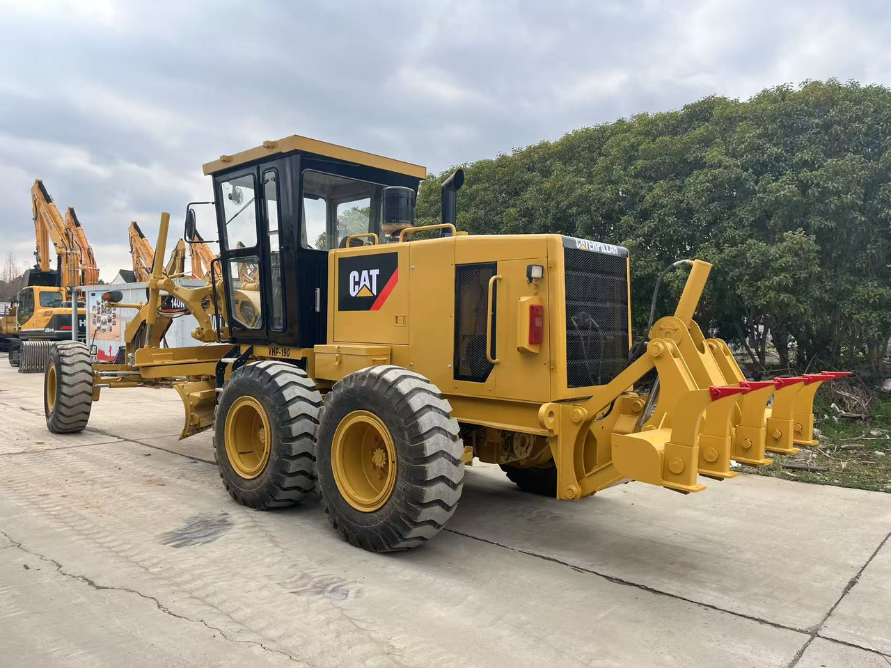Caterpillar 140K Motor Grader Good Price Used Condition - Grejder: slika 4 Caterpillar 140K Motor Grader Good Price Used Condition - Grejder: slika 4