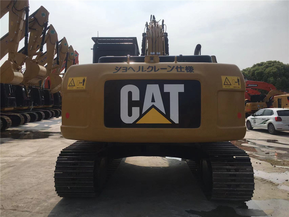 Caterpillar 23Ton Used Excavator CAT 323D2L with mechanical Engine C7.1 - Bager guseničar: slika 4 Caterpillar 23Ton Used Excavator CAT 323D2L with mechanical Engine C7.1 - Bager guseničar: slika 4