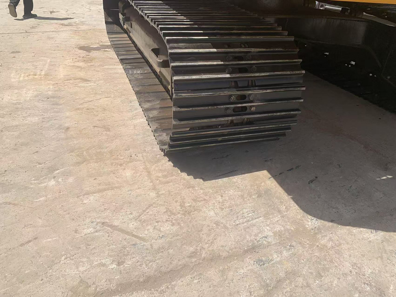 Caterpillar 320C, 320CL Hydraulic Excavator with Wide Track for Swamp Terrain - Bager guseničar: slika 5 Caterpillar 320C, 320CL Hydraulic Excavator with Wide Track for Swamp Terrain - Bager guseničar: slika 5