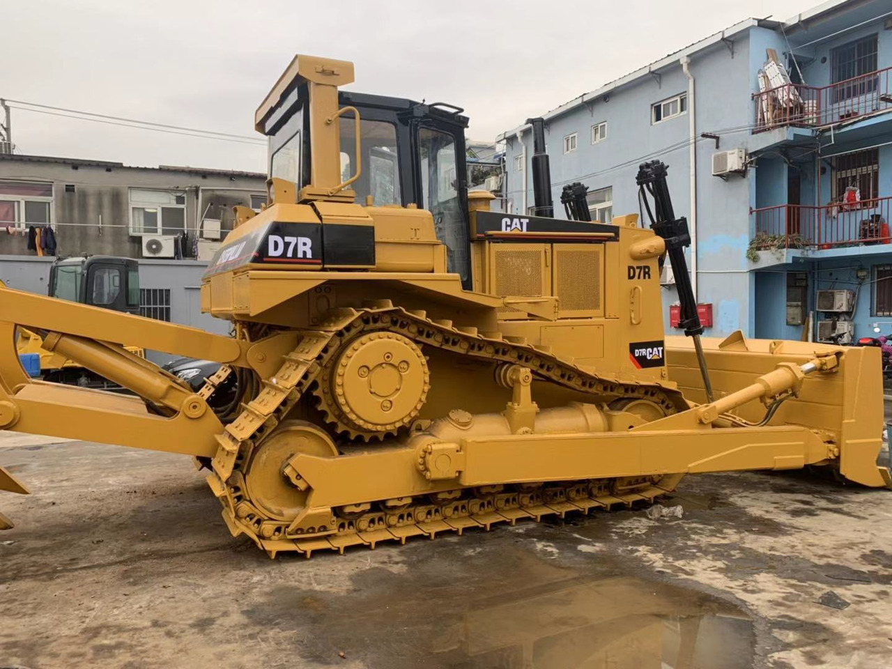 Caterpillar Bulldozer CAT D7R, D7G, D7H Secondhand Condition - Buldožer: slika 4 Caterpillar Bulldozer CAT D7R, D7G, D7H Secondhand Condition - Buldožer: slika 4