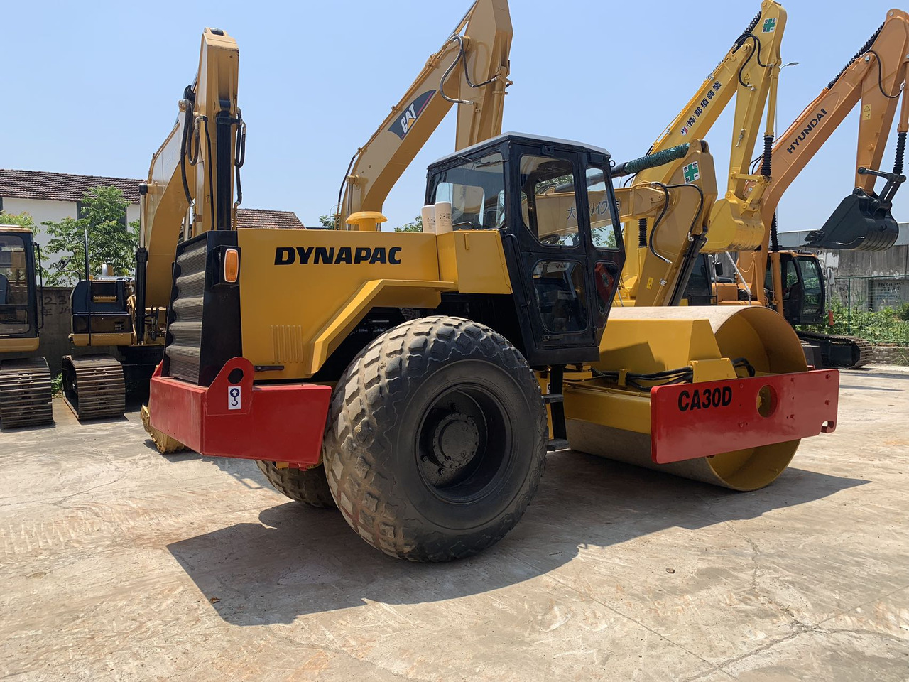Dynapac CA30D Secondhand Vibratory Road Roller - Valjak za puteve: slika 1 Dynapac CA30D Secondhand Vibratory Road Roller - Valjak za puteve: slika 1