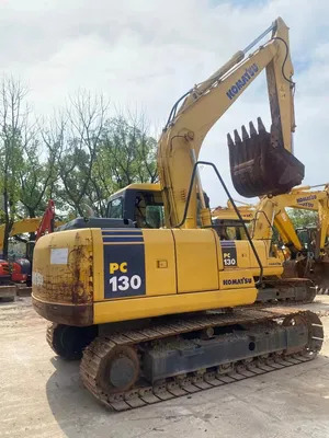 Good Condition Second Hand Japanese Tracked Excavator Komatsu PC130, PC120, PC110 - Bager guseničar: slika 1 Good Condition Second Hand Japanese Tracked Excavator Komatsu PC130, PC120, PC110 - Bager guseničar: slika 1