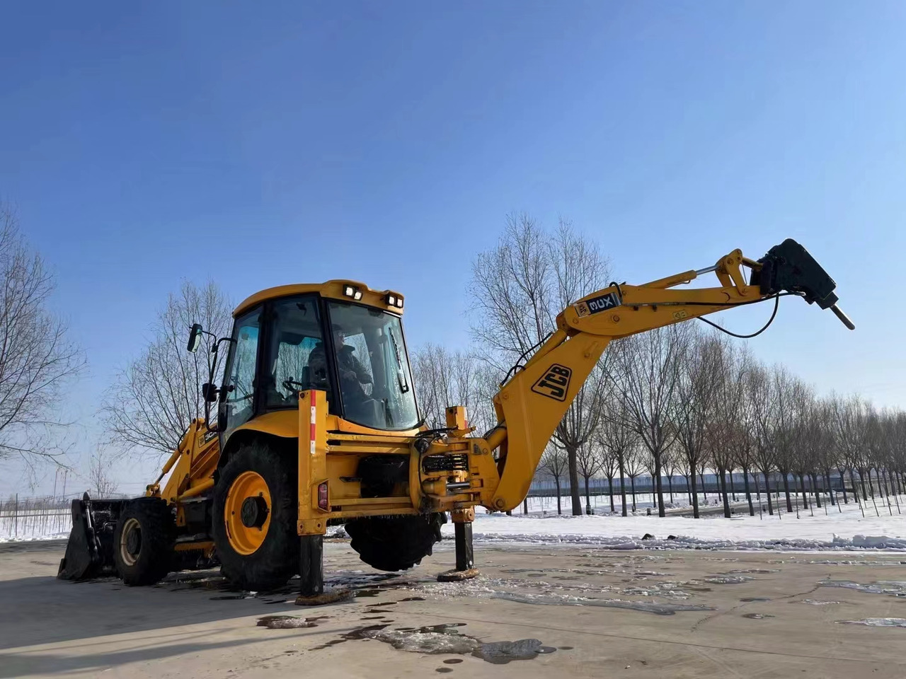 JCB 3CX Used Backhoe Loader with Hammer - Bager utovarivač: slika 2 JCB 3CX Used Backhoe Loader with Hammer - Bager utovarivač: slika 2